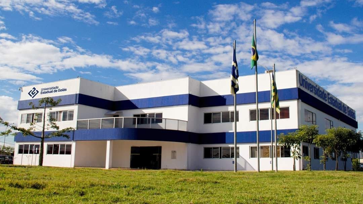 Juiz manda suspender a greve dos servidores da UEG