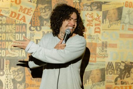 Whindersson Nunes retorna a Anápolis e Goiânia com o espetáculo “Isso Definitivamente Não é um Culto”