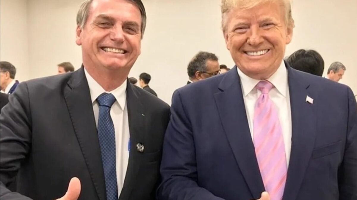 STF acredita que Trump prepara fuga de Bolsonaro para os EUA Bolsonaro está em pânico com a possibilidade de ser preso