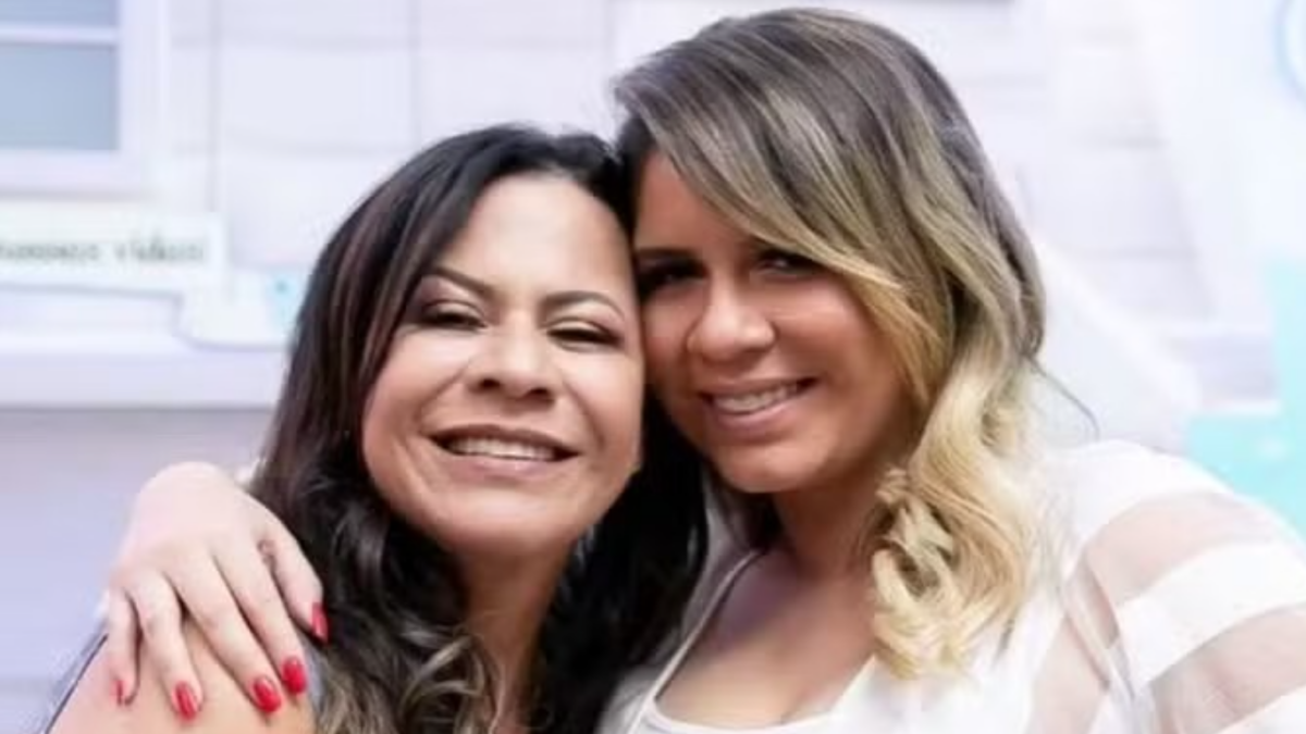 Dona Ruth e Marília Mendonça