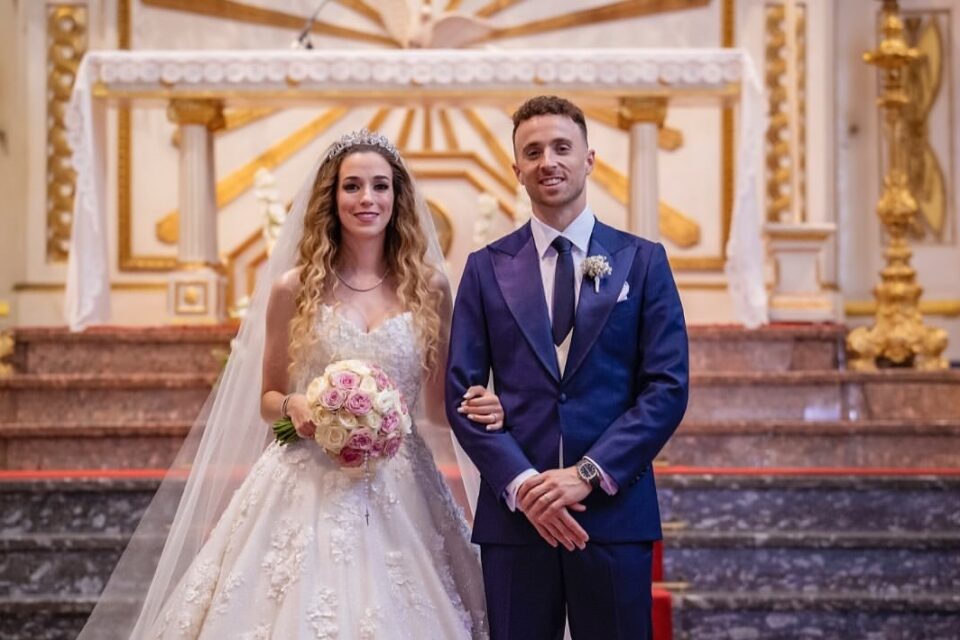 Diogo Jota ao lado de sua esposa