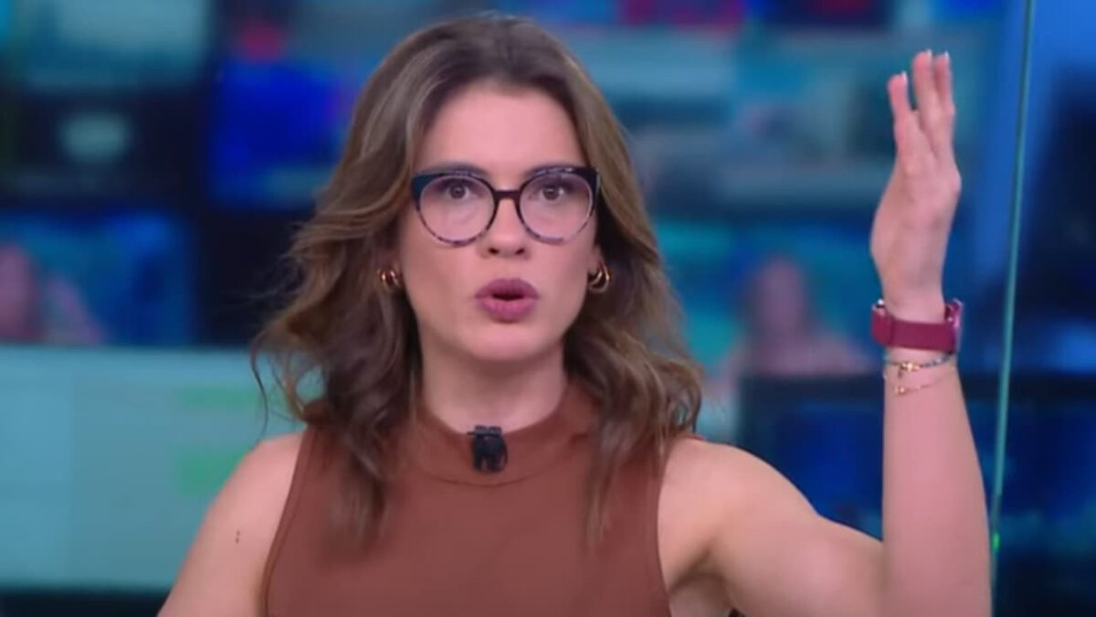 Apresentadora da CNN chama Bolsonaro de "Bozo" ao vivo; vídeo