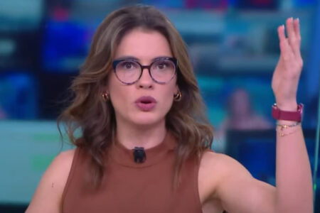 Apresentadora da CNN chama Bolsonaro de "Bozo" ao vivo; vídeo