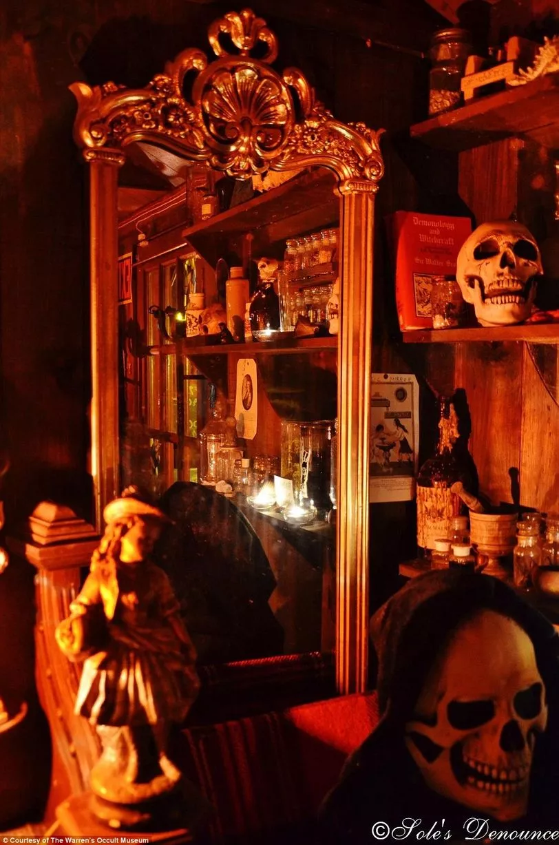 Museu Oculto dos Warren