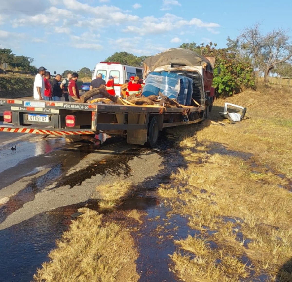 Imagem do liquido escorrendo na pista