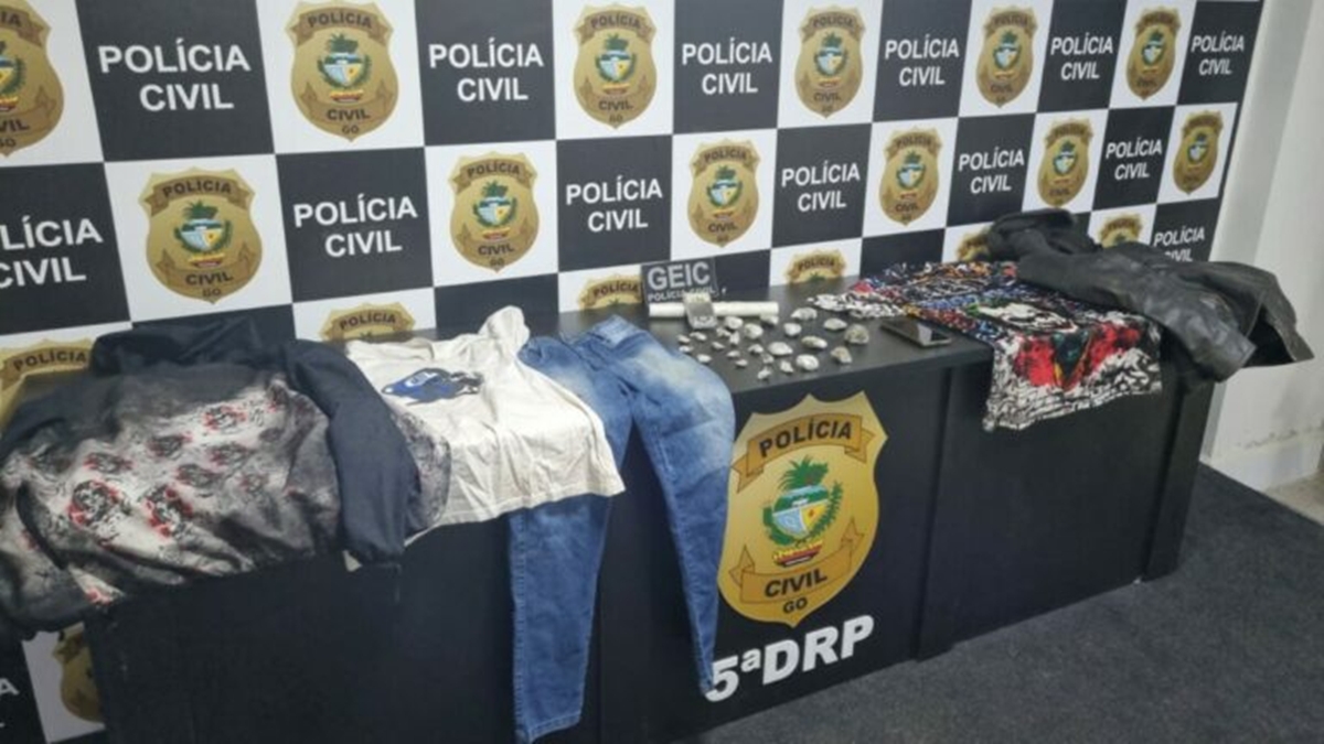 Polícia identifica trio que usou machadinha para assaltar família em Luziânia 1 Polícia identifica trio que usou machadinha para assaltar família em Luziânia