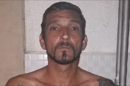 Adolescente é suspeito de matar morador de rua a facadas e postar nas redes sociais Ataque ocorreu em Poços de Caldas