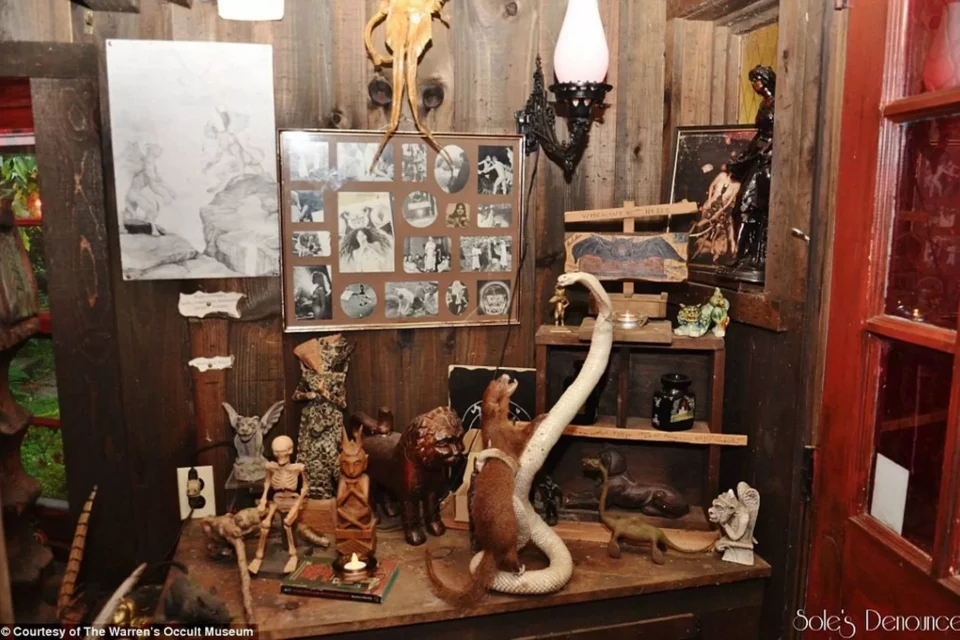 Museu dos Warren: conheça o maior acervo do oculto que guarda itens como Annabelle 14 Museu Oculto dos Warren