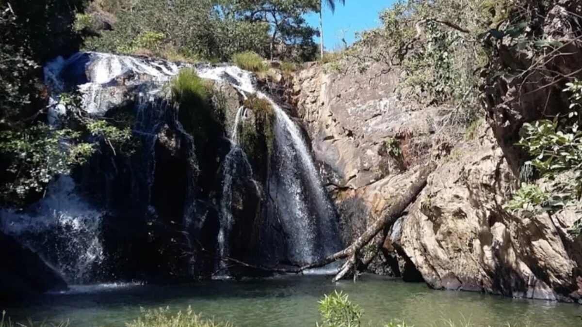 Turista estava praticando Highline Homem morre após cair de 50 metros de altura em cachoeira na Chapada dos Veadeiros