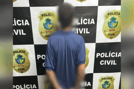 Homem preso por tráfico de drogas em Aparecida de Goiânia (Foto: Reprodução)