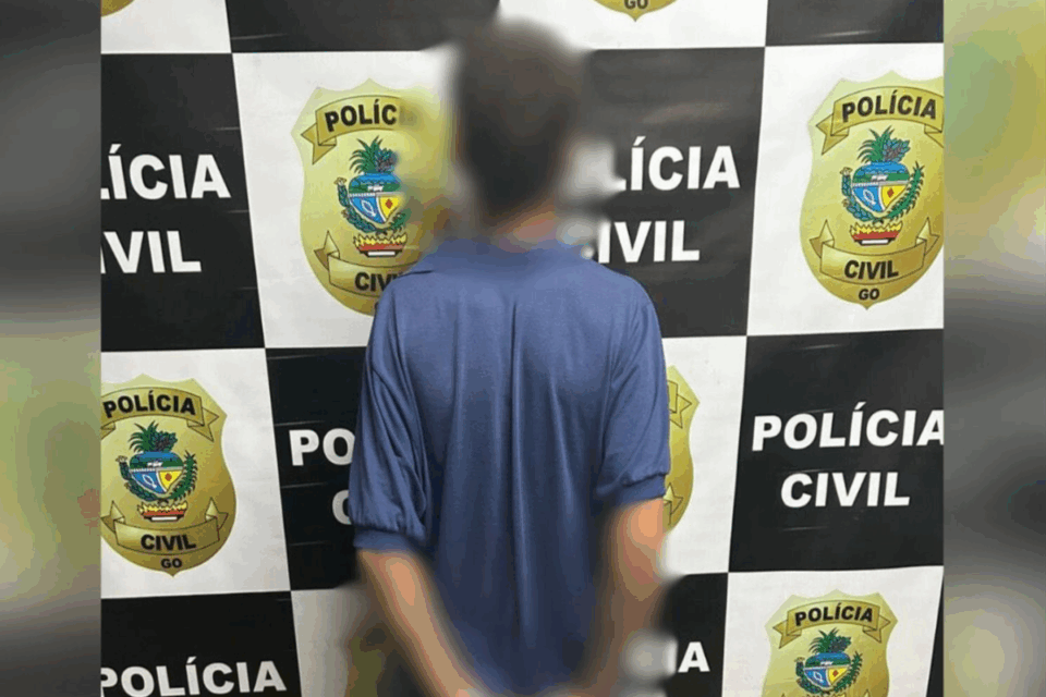 Homem preso por tráfico de drogas em Aparecida de Goiânia (Foto: Reprodução)