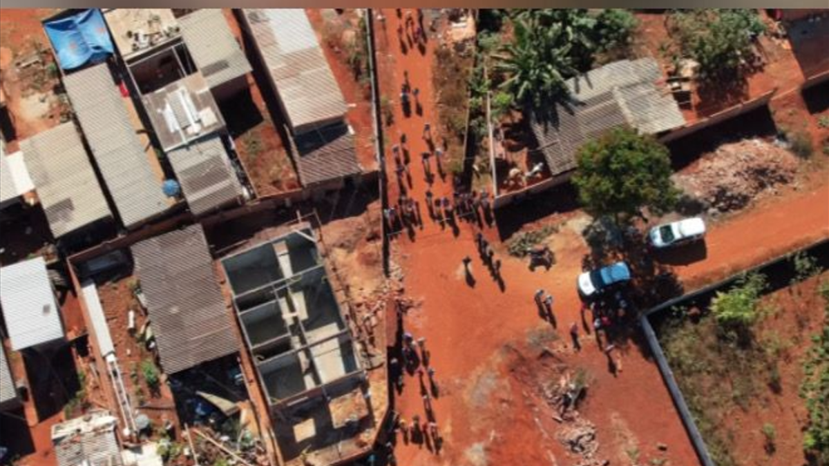 Moradias são demolidas em Goiânia (Foto: Reprodução)
