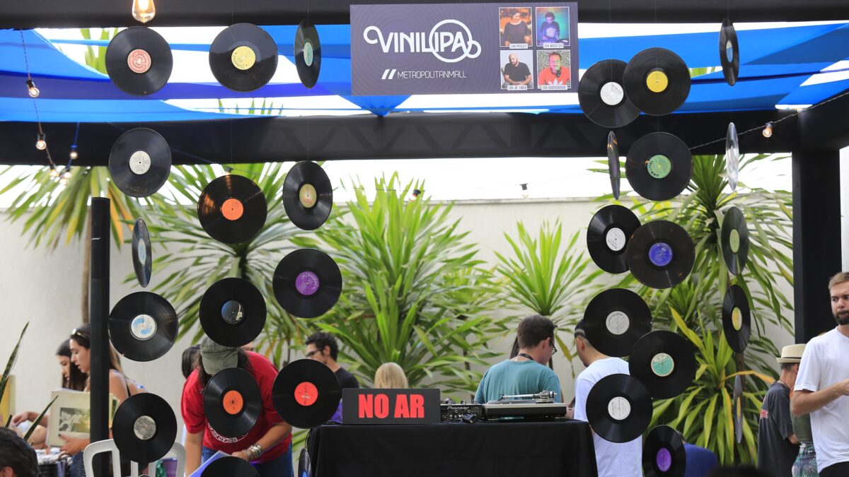 Feira de vinil e discotecagens movimentam Goiânia neste sábado (5)
