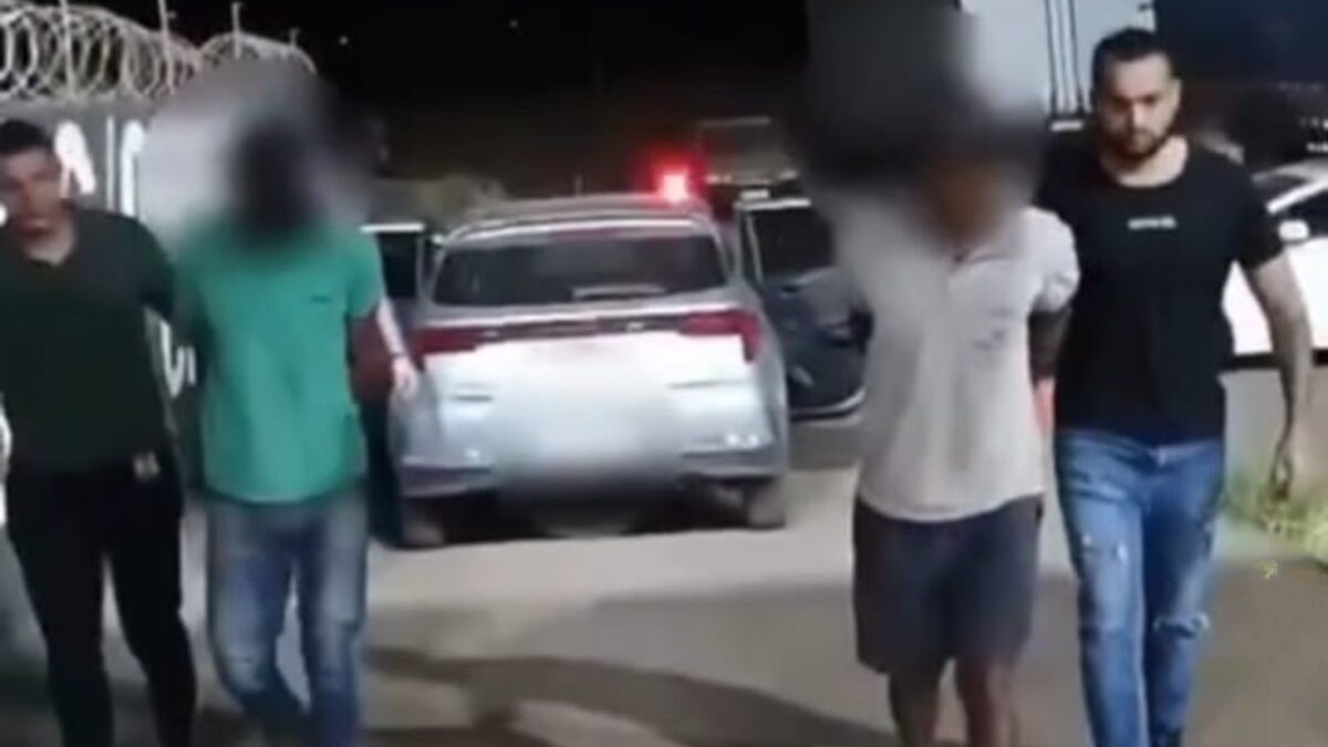 Dupla é presa após assaltar o mesmo restaurante duas vezes na mesma semana, em Cristalina