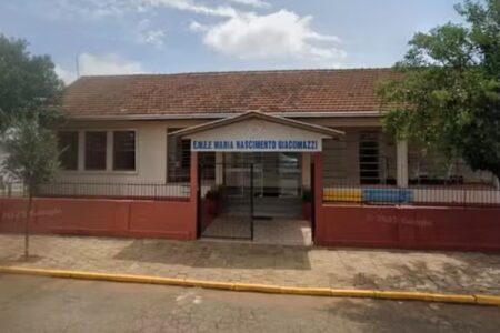 Ataque em escola no Rio Grande do Sul: adolescente mata ao menos uma criança a facadas Agressor entrou na unidade de ensino Estação