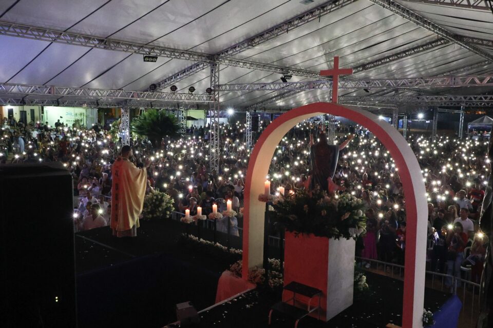 Novena a Nossa Senhora da Assunção 2025 terá shows, missas e solidariedade em Goiânia