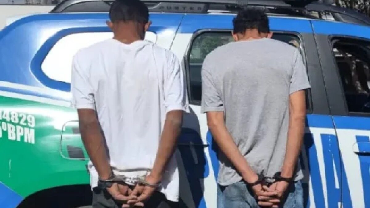Dupla é presa após furtar loja atacadista em Aparecida