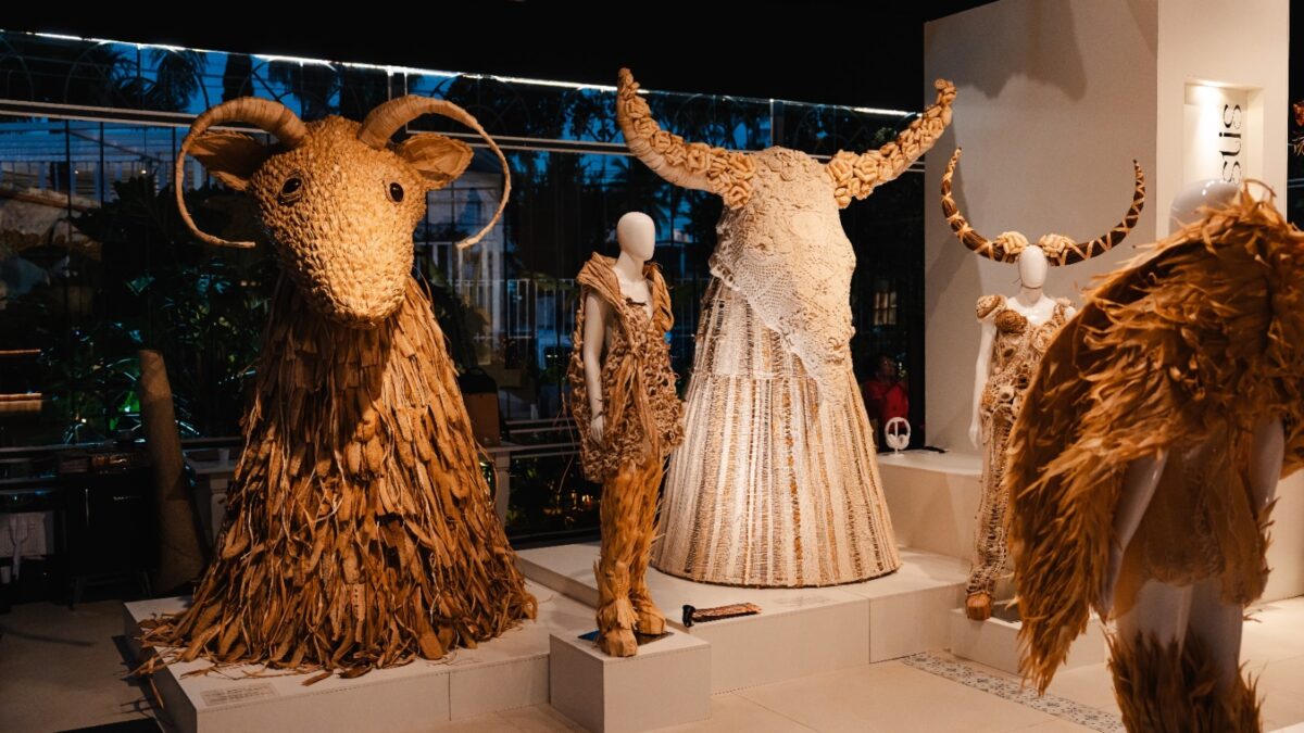 Exposição reúne moda autoral, arte e sustentabilidade em Goiânia