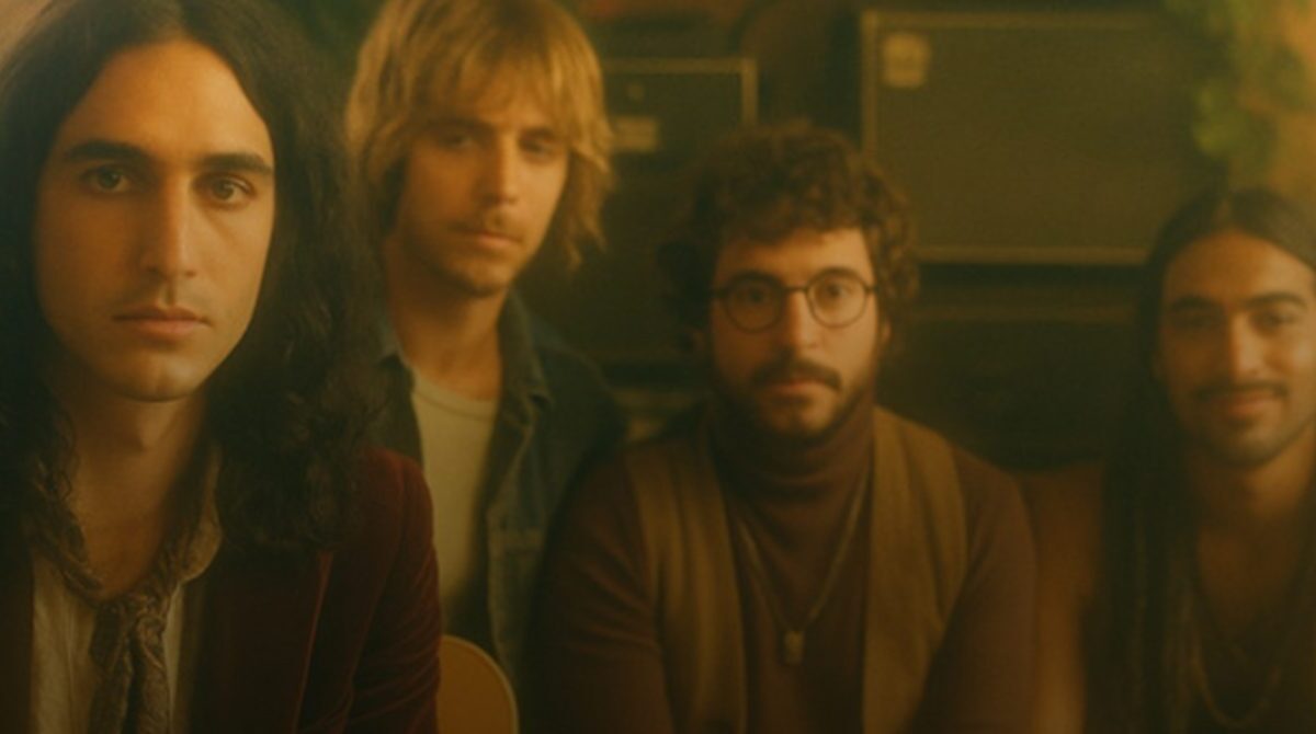 Velvet Sundown lançou dois álbuns apenas no mês de junho e teve ascensão meteórica Fãs de banda descobrem que o grupo é obra de IA