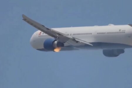 Voo da Delta Airlines: susto nos passageiros (Foto: Reprodução)