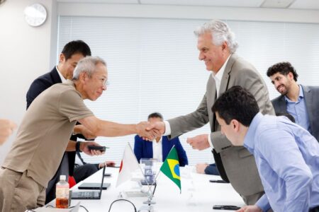 Caiado no Japão (Foto: Divulgação)