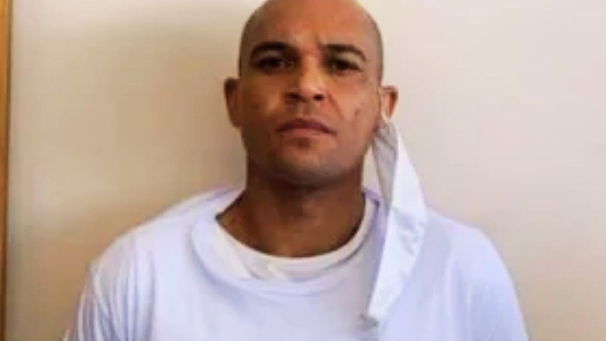 Marcelo Adriano, foragido que matou um açougueiro no 'saidão' (Foto: Divulgação)