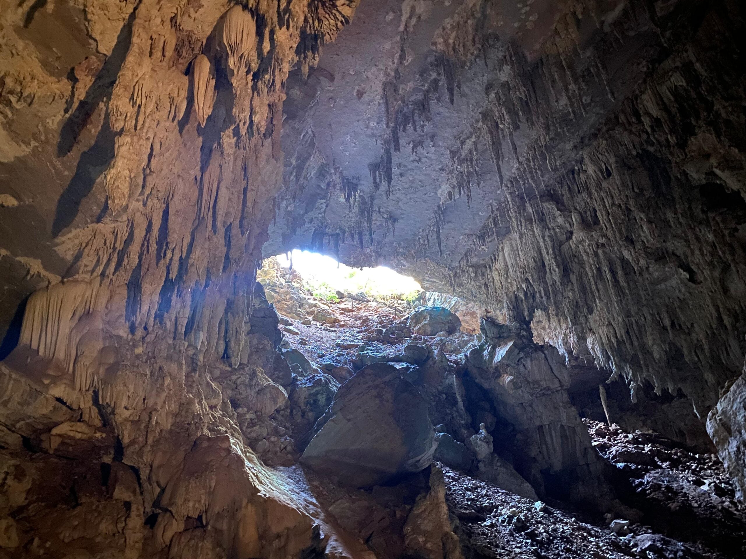 Guia Terra Ronca: o que visitar, onde comer e se hospedar na região
