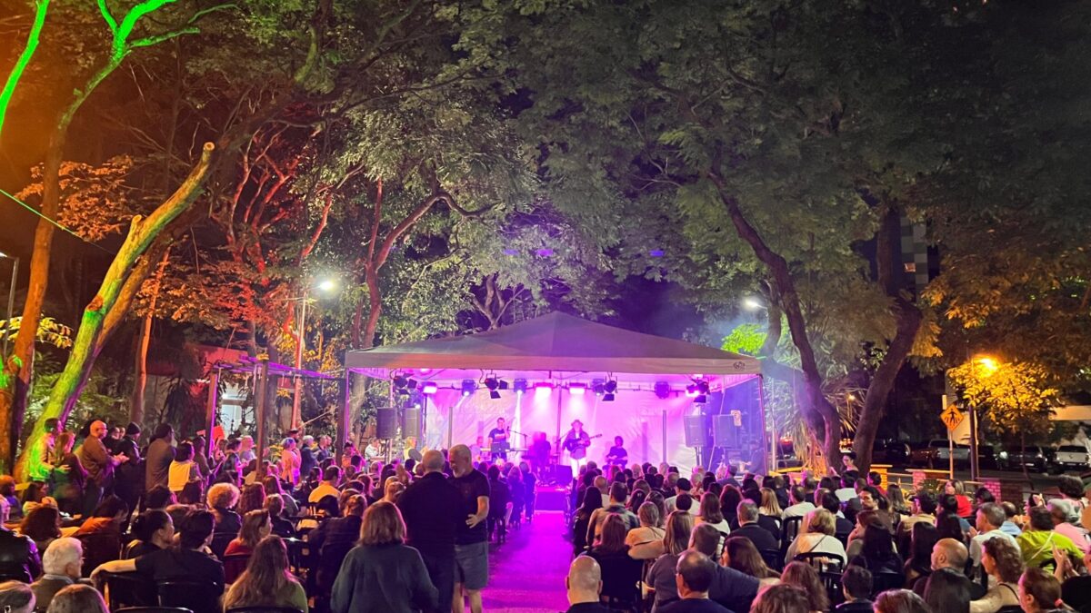 Projeto Música no Bosque recebe grupo Heróis de Botequim no Bosque dos Buritis
