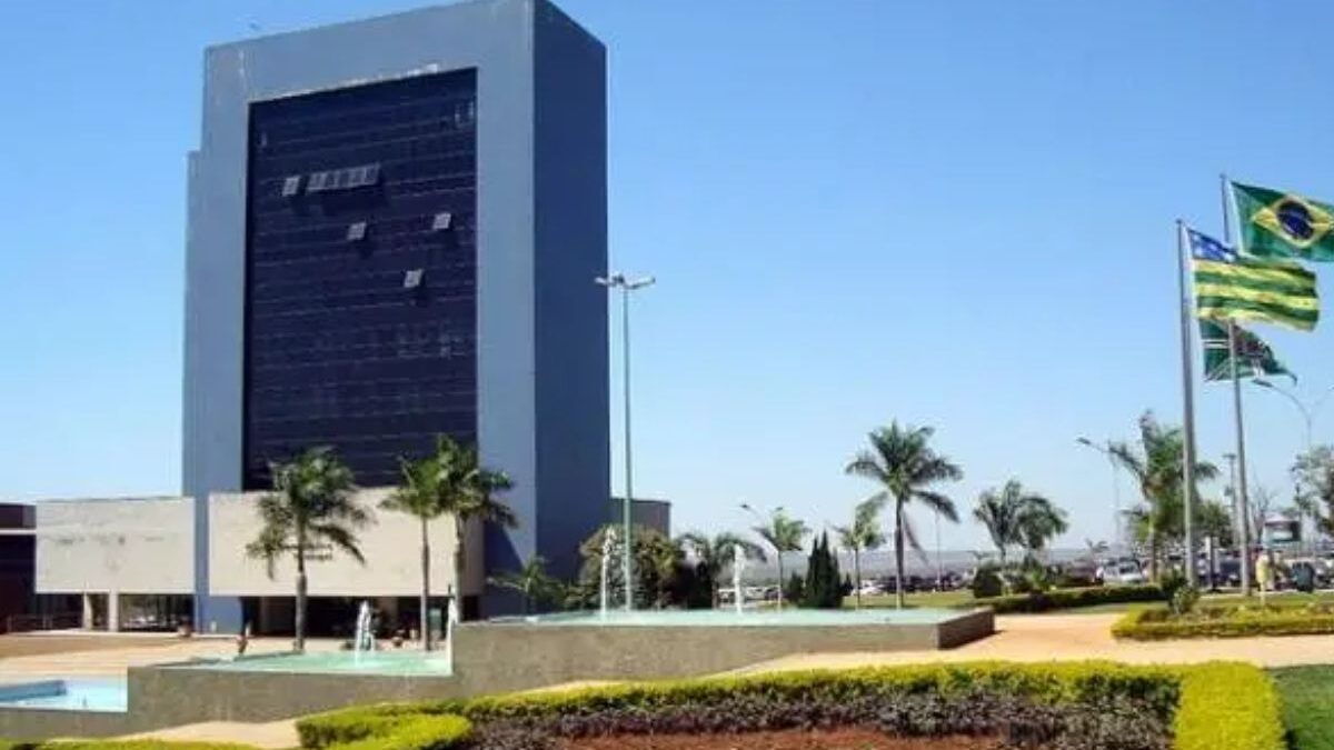 Redução do valor pago aos médicos: prefeitura defende medida (Foto: Divulgação)