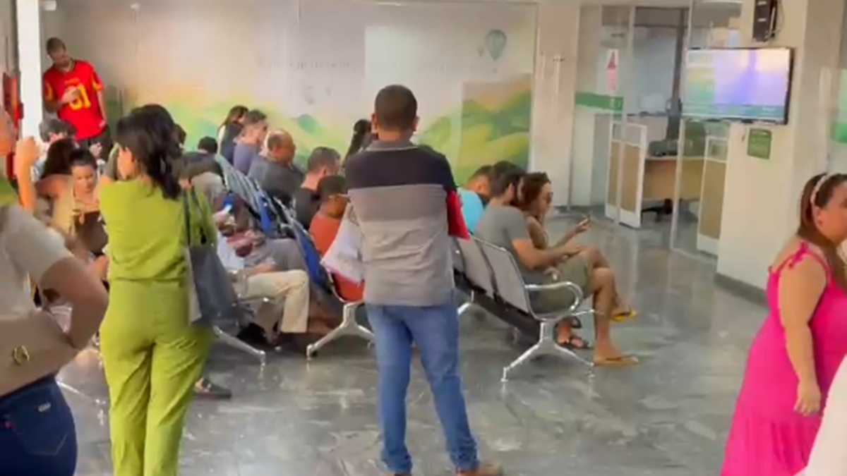 Clientes da Unimed Goiânia reclamam de falha no app e longas esperas na agência