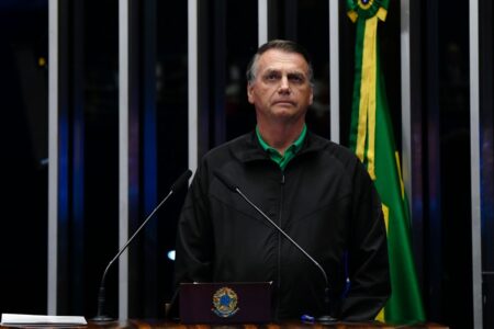 Bolsonaro no Senado (Foto: Senado)