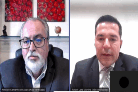 Desembargador Arnoldo Camanho de Assis, coordenador da equipe de correição do CNJ, durante reunião com Rafael Lara (Foto: Reprodução)