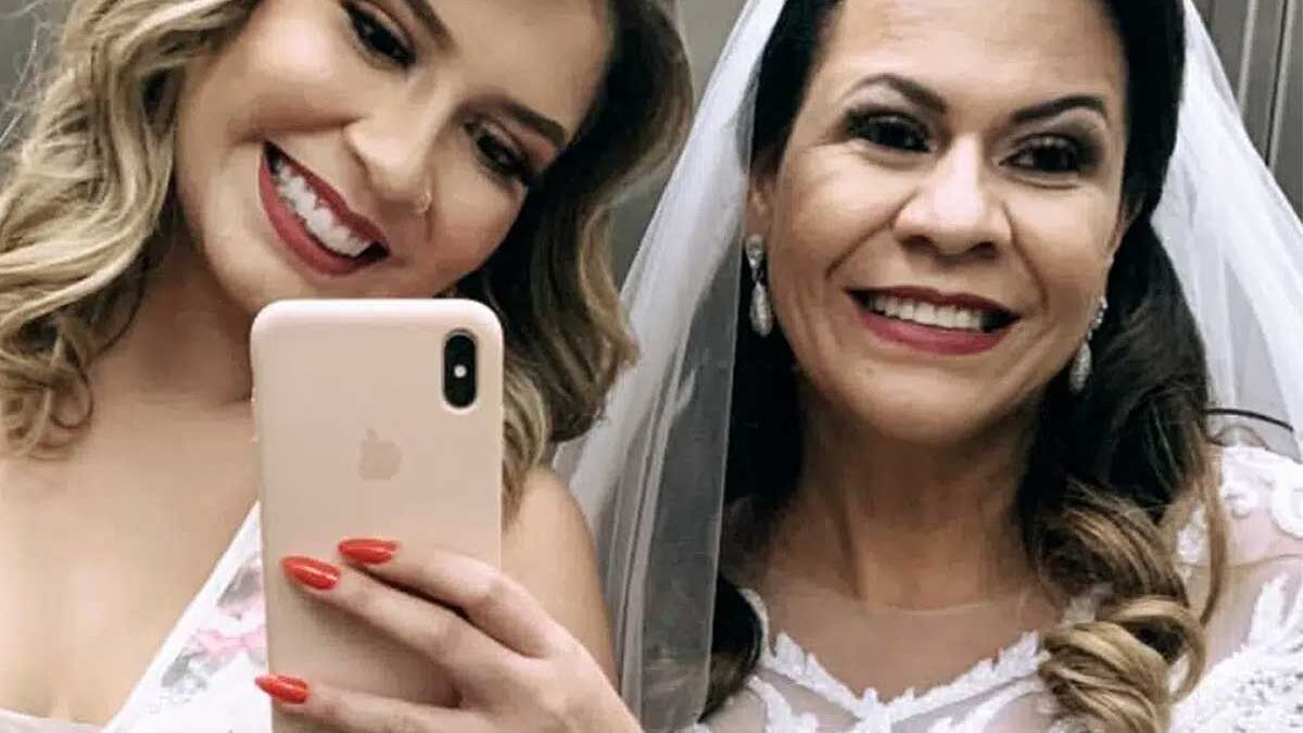 Dona Ruth é acusada de ficar com 50% do seguro das vítimas de acidente que matou Marília Mendonça Mãe da sertaneja rebateu as acusações