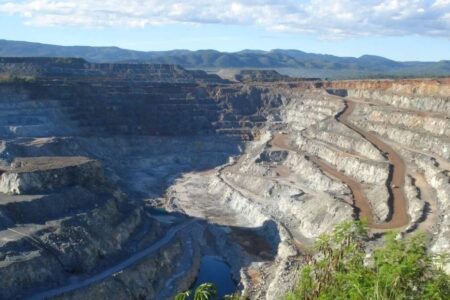 Cidade em Goiás é a única fora da Ásia a produzir comercialmente quatro elementos essenciais; saiba qual destaque por feito inédito