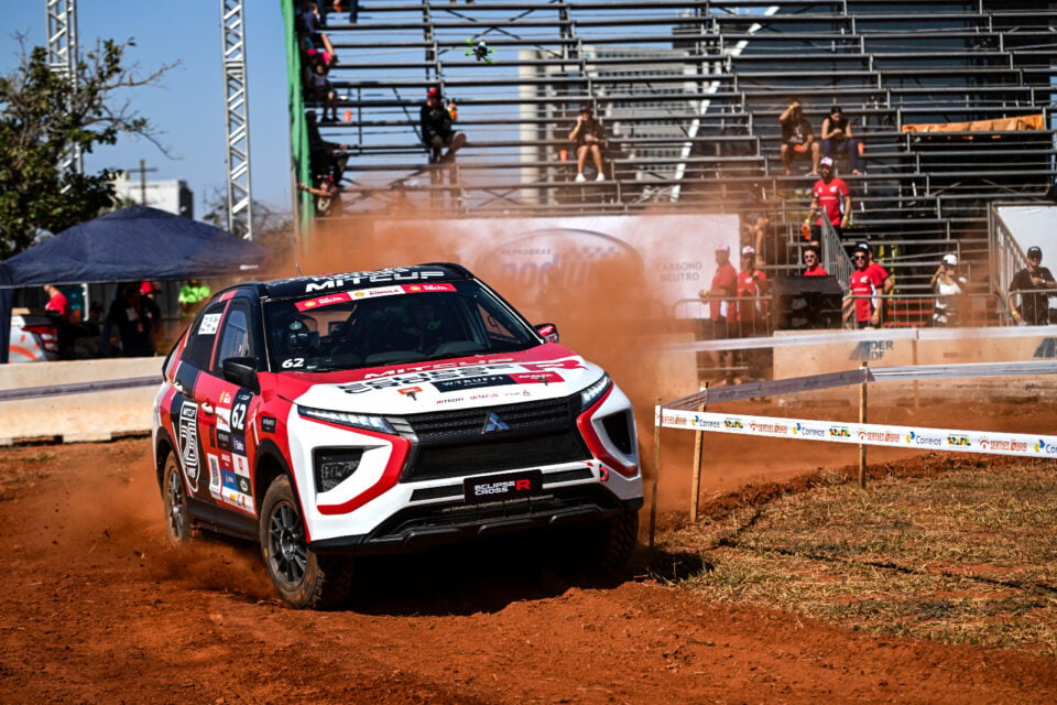 Em contagem regressiva para o maior Rally da América Latina, Goiás Turismo promove um adesivaço