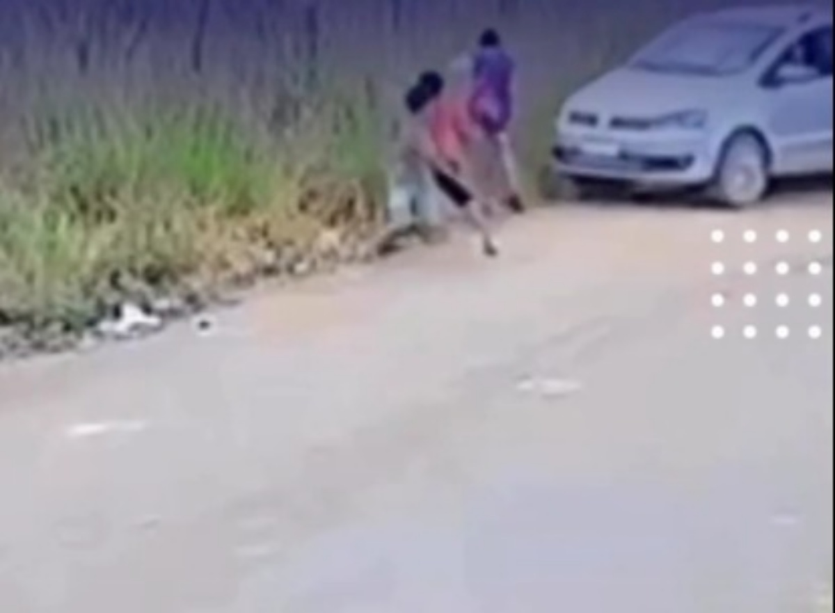 Imagens do circuito externo registrou a ação