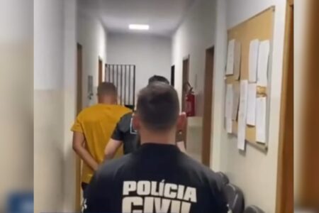 Homem usa celular para agredir a mulher após suspeitar de traição, em Águas Lindas