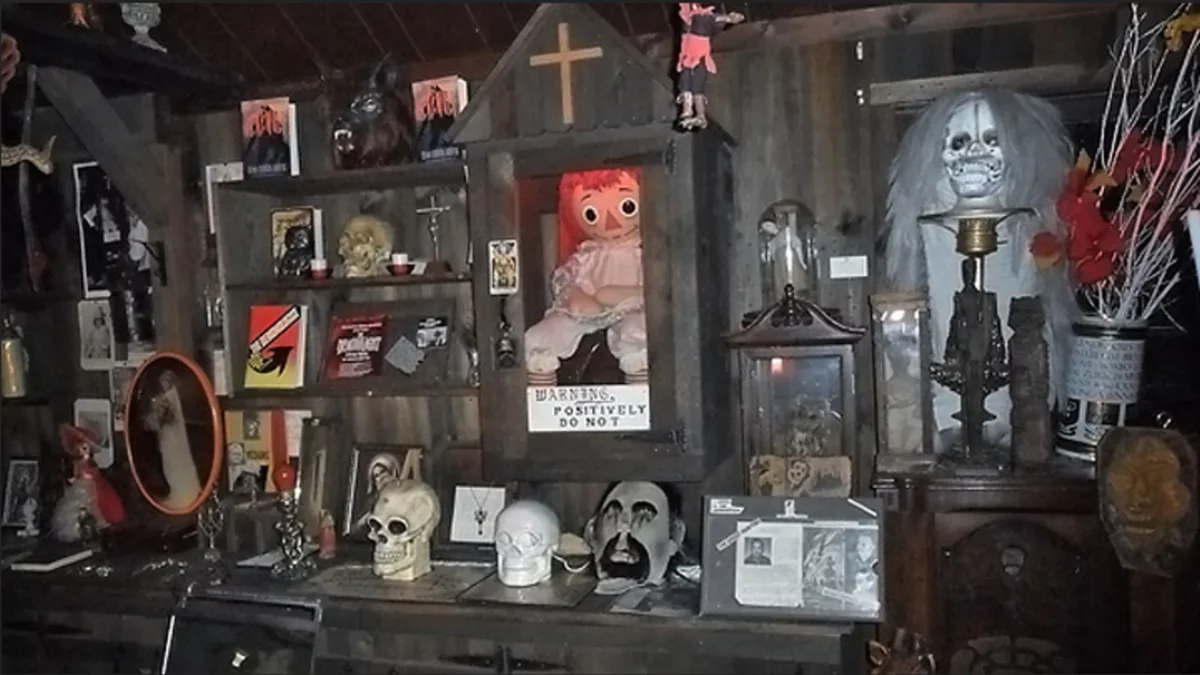 Museu dos Warren: conheça o maior acervo do oculto que guarda itens como Annabelle 1 Museu Oculto dos Warren