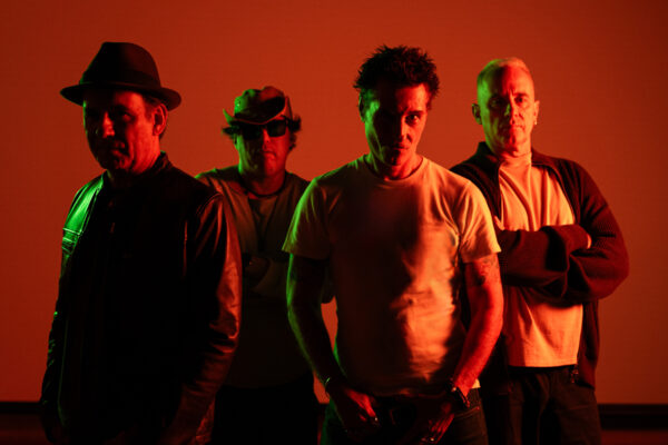 Capital Inicial apresenta turnê dos 25 anos do Acústico MTV em Goiânia