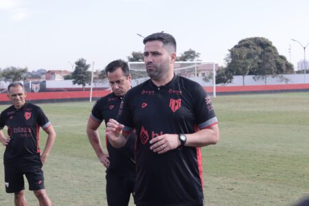 Rafael Lacerda inicia ciclo no Atlético-GO