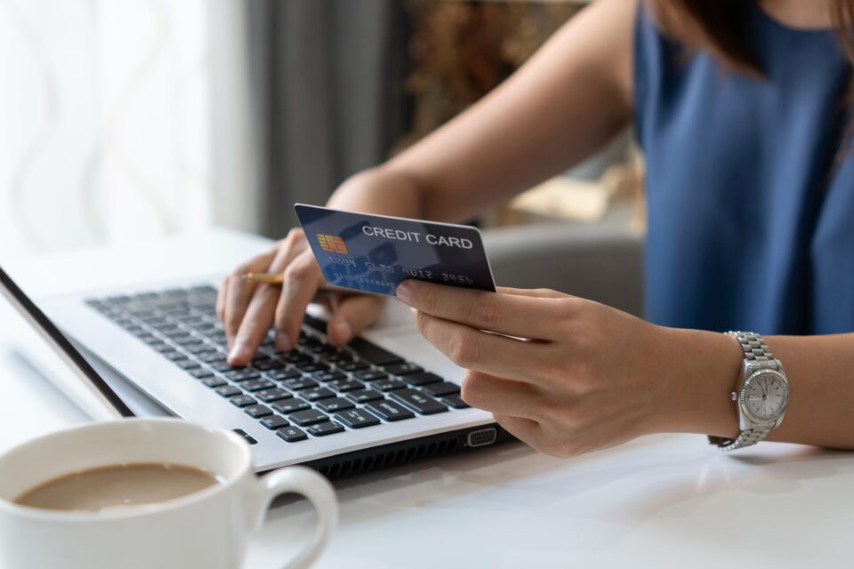 Com medidas simples, veja como evitar fraudes e não ter informações roubadas Veja as principais dicas para não cair em golpes pela internet