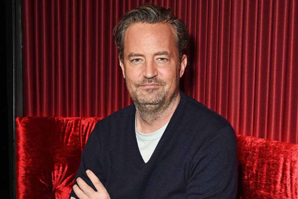 Médico se declara culpado por fornecer cetamina a Matthew Perry antes da morte