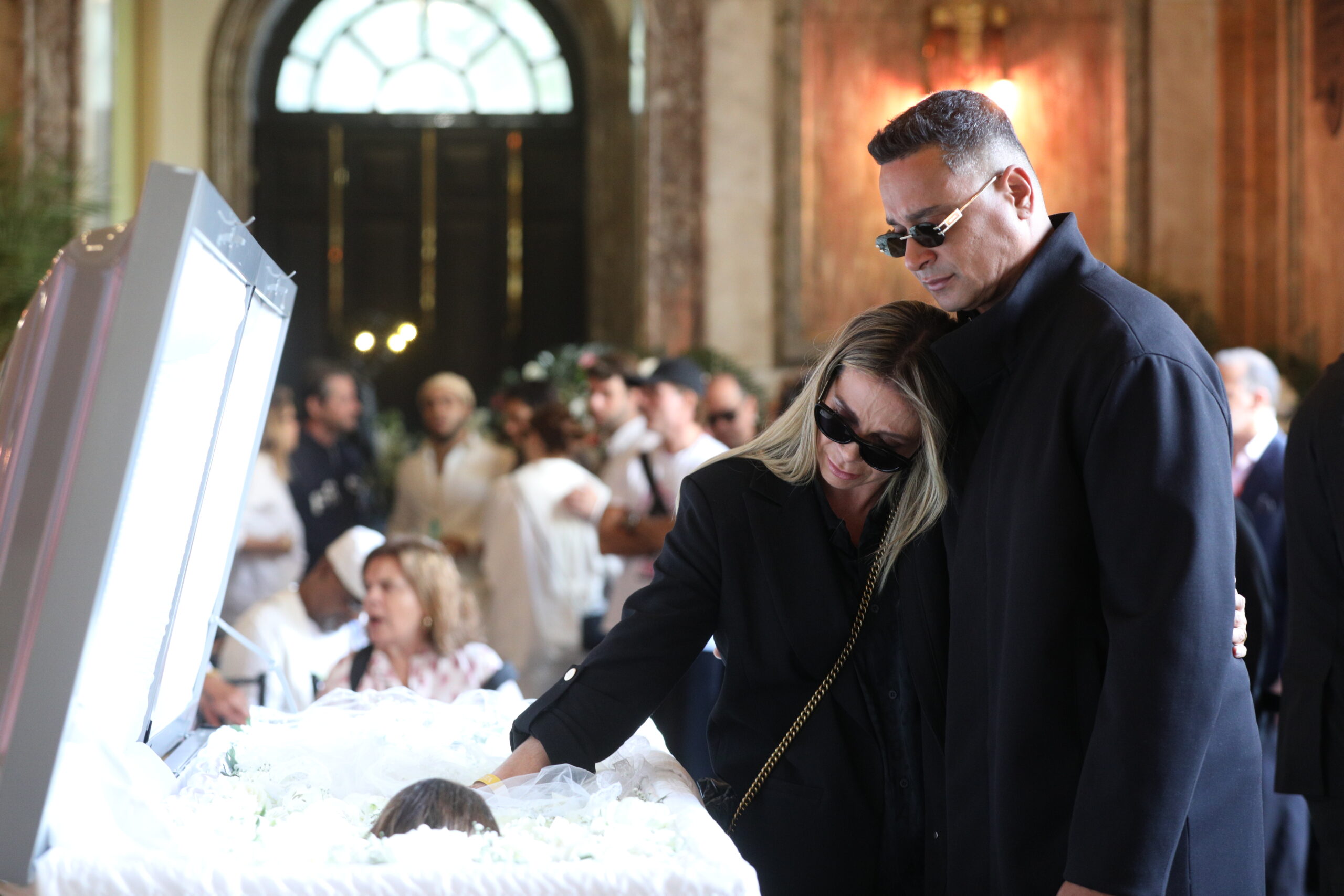 Famosos vão ao velório de Preta Gil no Theatro Municipal do Rio de Janeiro
