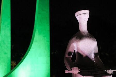 CCJ da Câmara aprova projeto que limita decisões monocráticas no STF