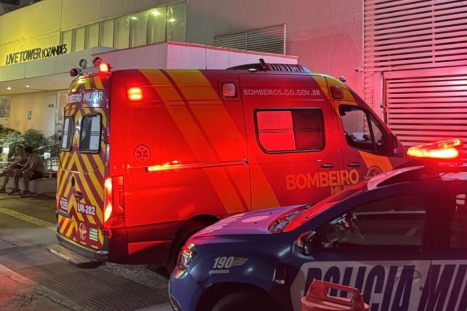 Advogado que ameaçou família no Shopping Lozandes sofre novo surto em clínica de Goiânia (Foto: Mais Goiás)