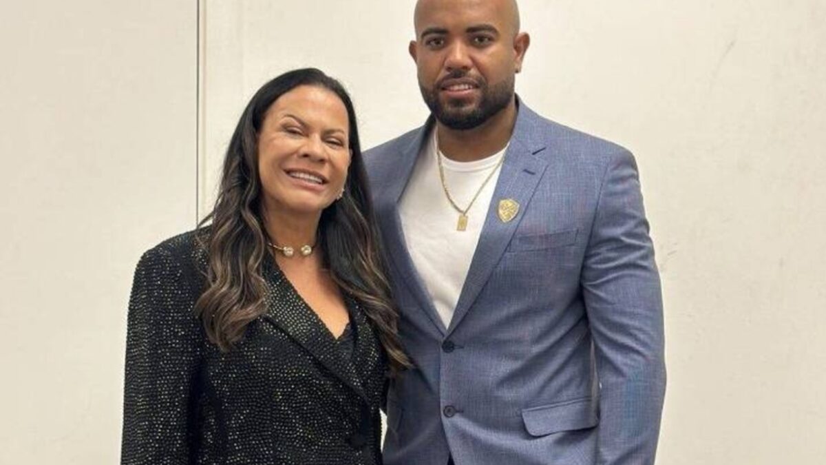 Mãe de Marília Mendonça ainda é acusada de ficar com seguro Marido de Dona Ruth é sócio da empresa que cuida da herança de Léo