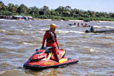 Imagem do Rio Araguaia sendo monitorado