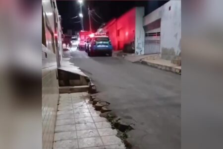 Imagem da polícia no local
