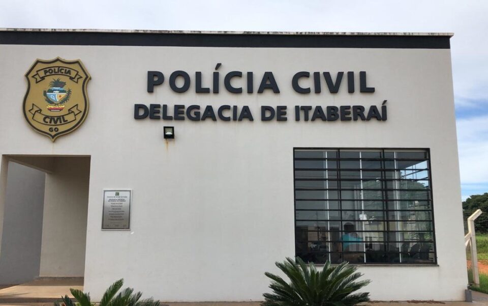 Indivíduos são considerados de alta periculosidade pela polícia Dupla foragida por homicídio em Itaberaí é presa em Trindade