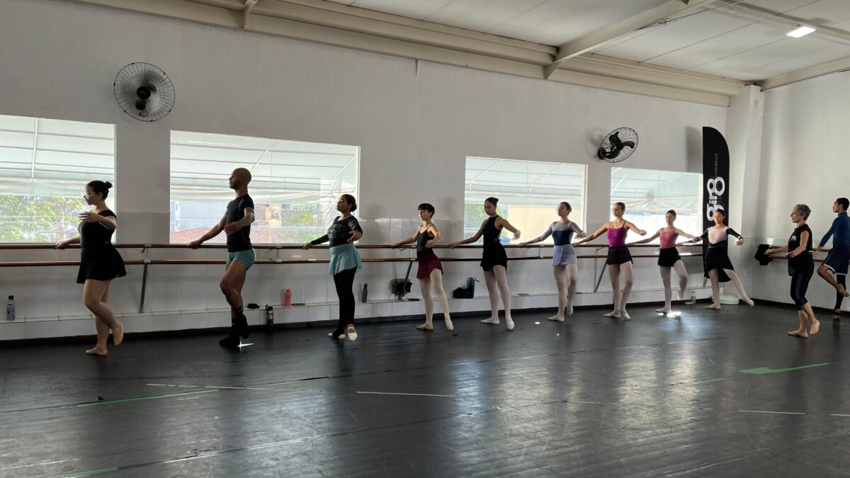 Companhia de Dança oferece oficina gratuita de balé clássico em Goiânia